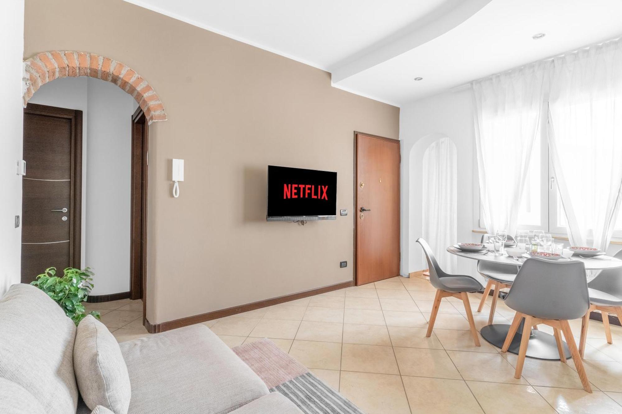 -Free Pool And Parking- Garda House Apartments Castelnuovo del Garda Exterior photo
