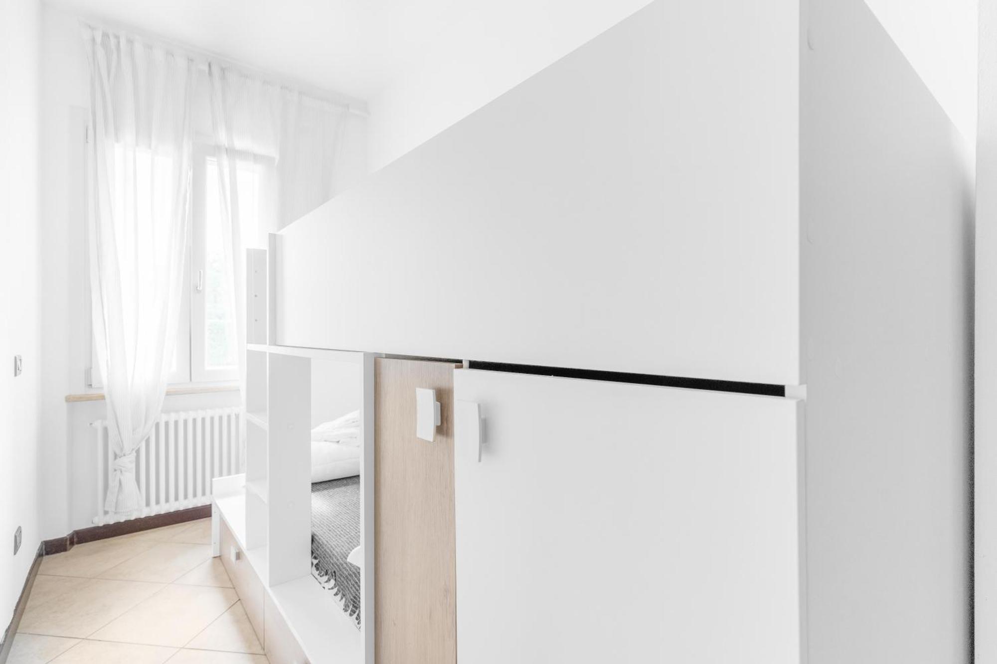 -Free Pool And Parking- Garda House Apartments Castelnuovo del Garda Exterior photo