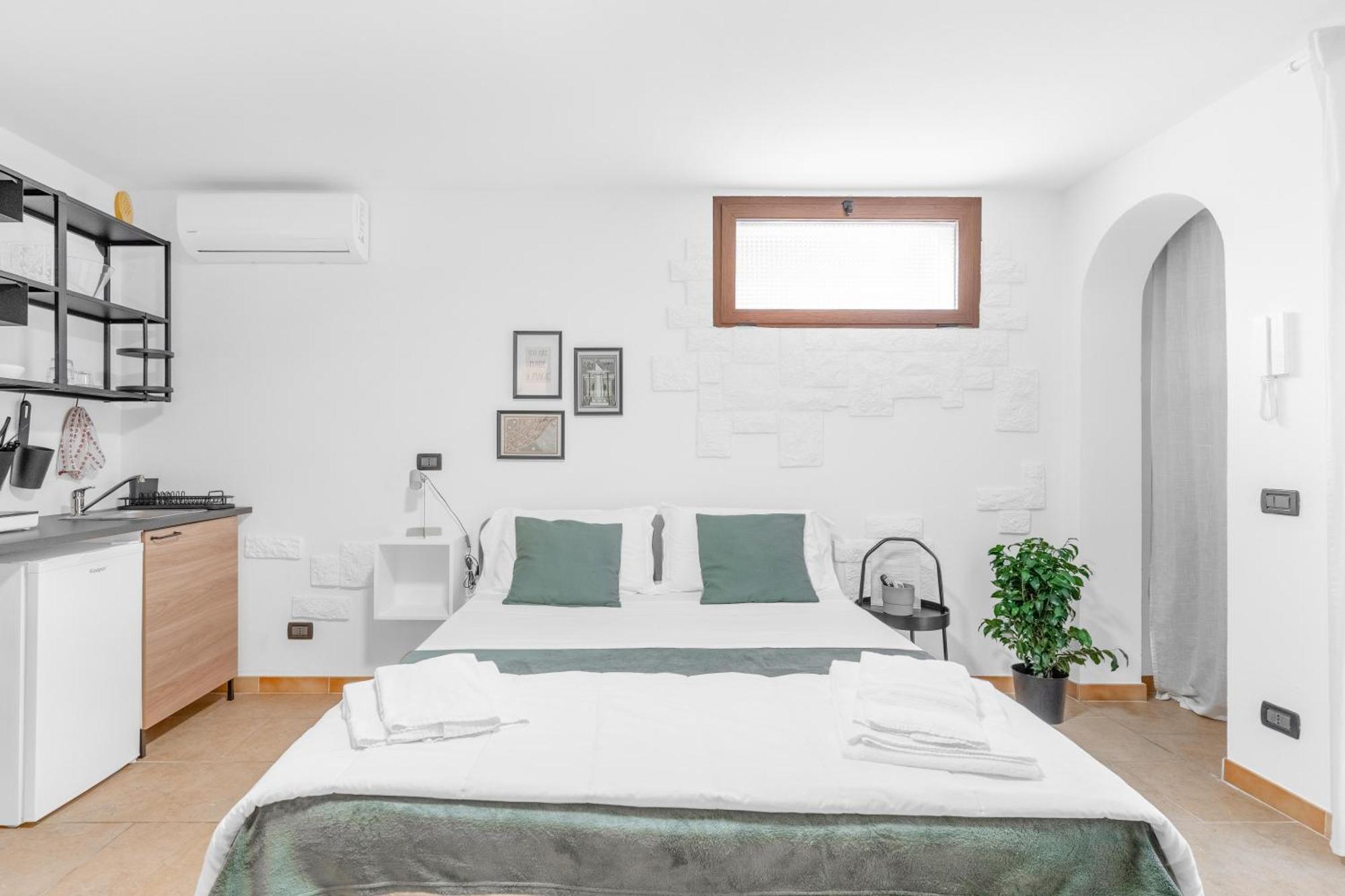 -Free Pool And Parking- Garda House Apartments Castelnuovo del Garda Exterior photo